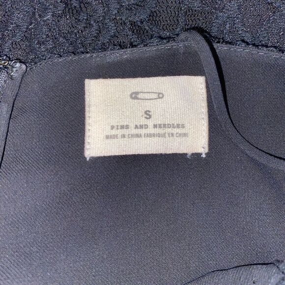 NWOT Pins & Needles Anthropologie Black Lace Minidress Size Small - Picture 9 of 9